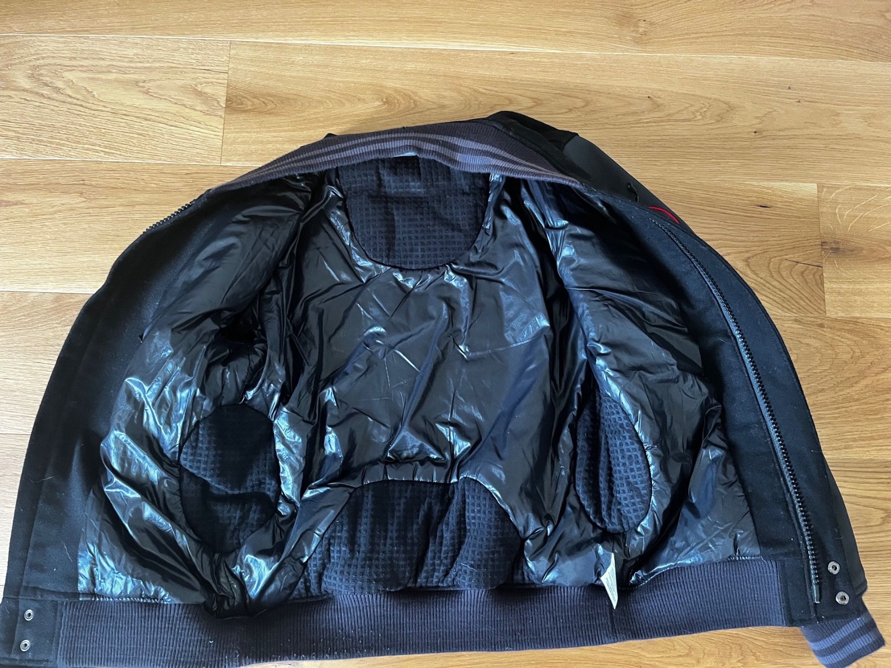 Nike Giacche: Nike Air Force 92 Jacke 180 – Usato da Frauenfeld venduto da Siku1993 2