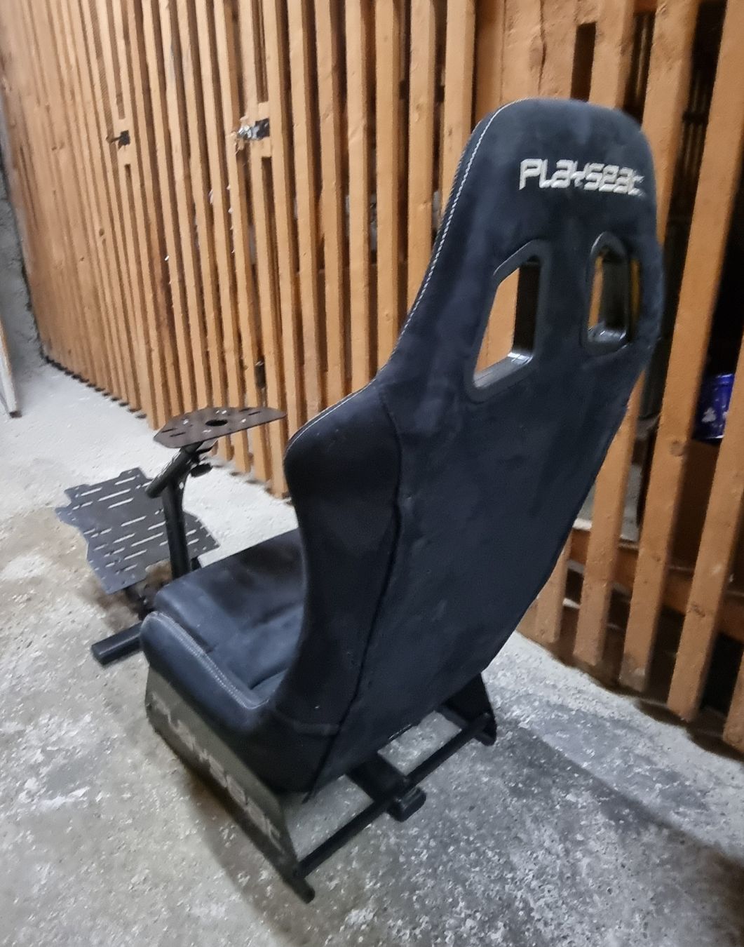 Playseat Stühle: Playseat Evolution Schwarz Sim-Racing Sitz (Gebraucht) – Gebraucht aus matzingen von 11_Eleven 1