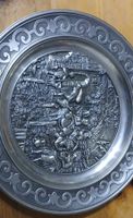 Zinnteller Wandteller Relief Motiv