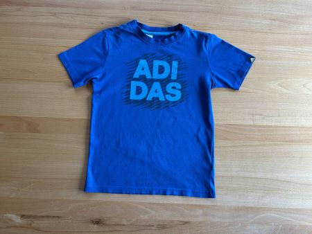 Blaues Kinder T-Shirt Grösse 140