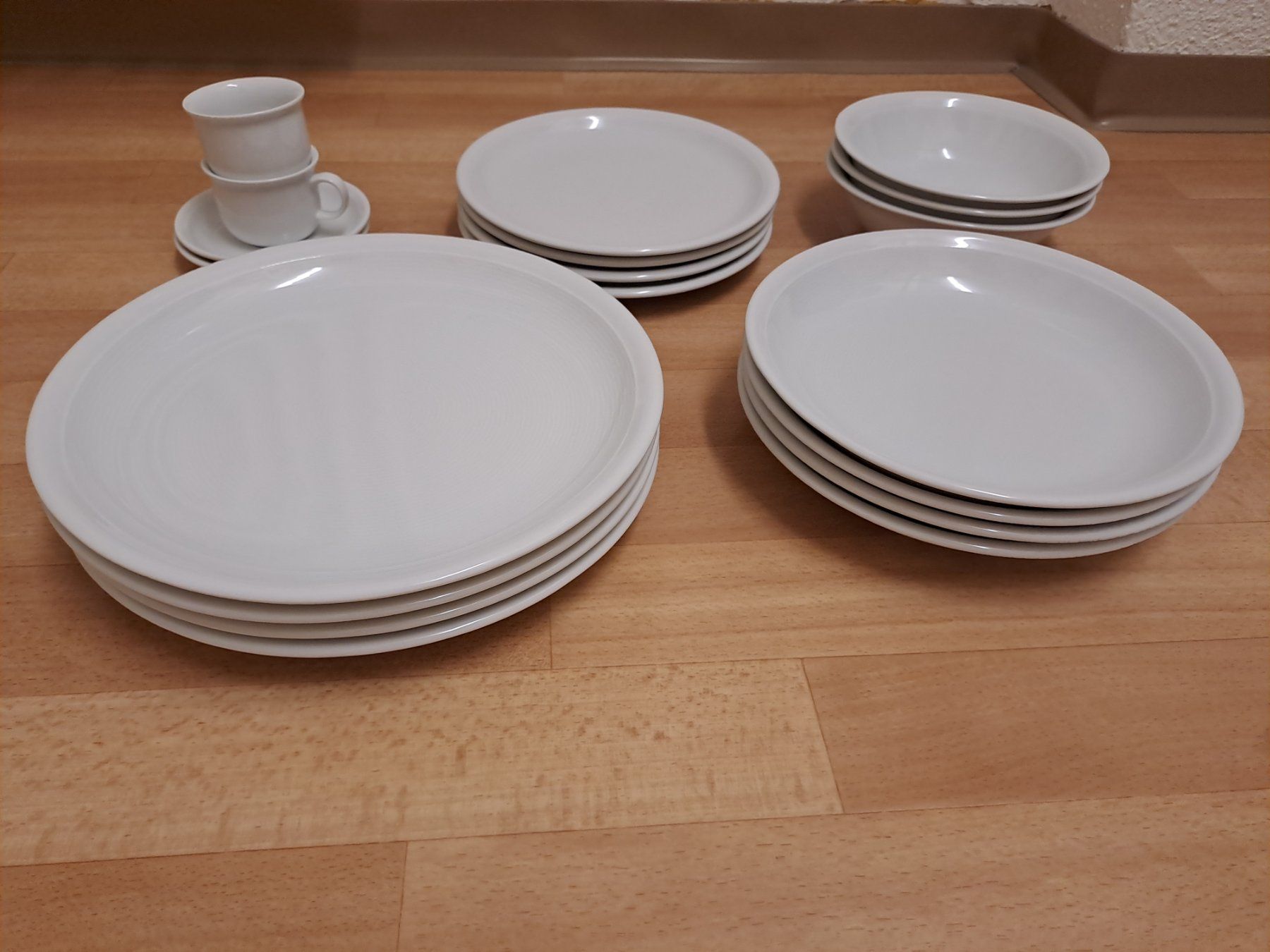 Thomas Set di piatti: Geschirrset, 4 P. , Thomas (Rosenthal) – Usato da Glarus venduto da Morana86 3