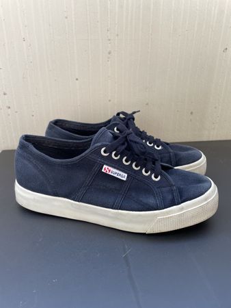 Baskets Superga bleu marine pointure 41