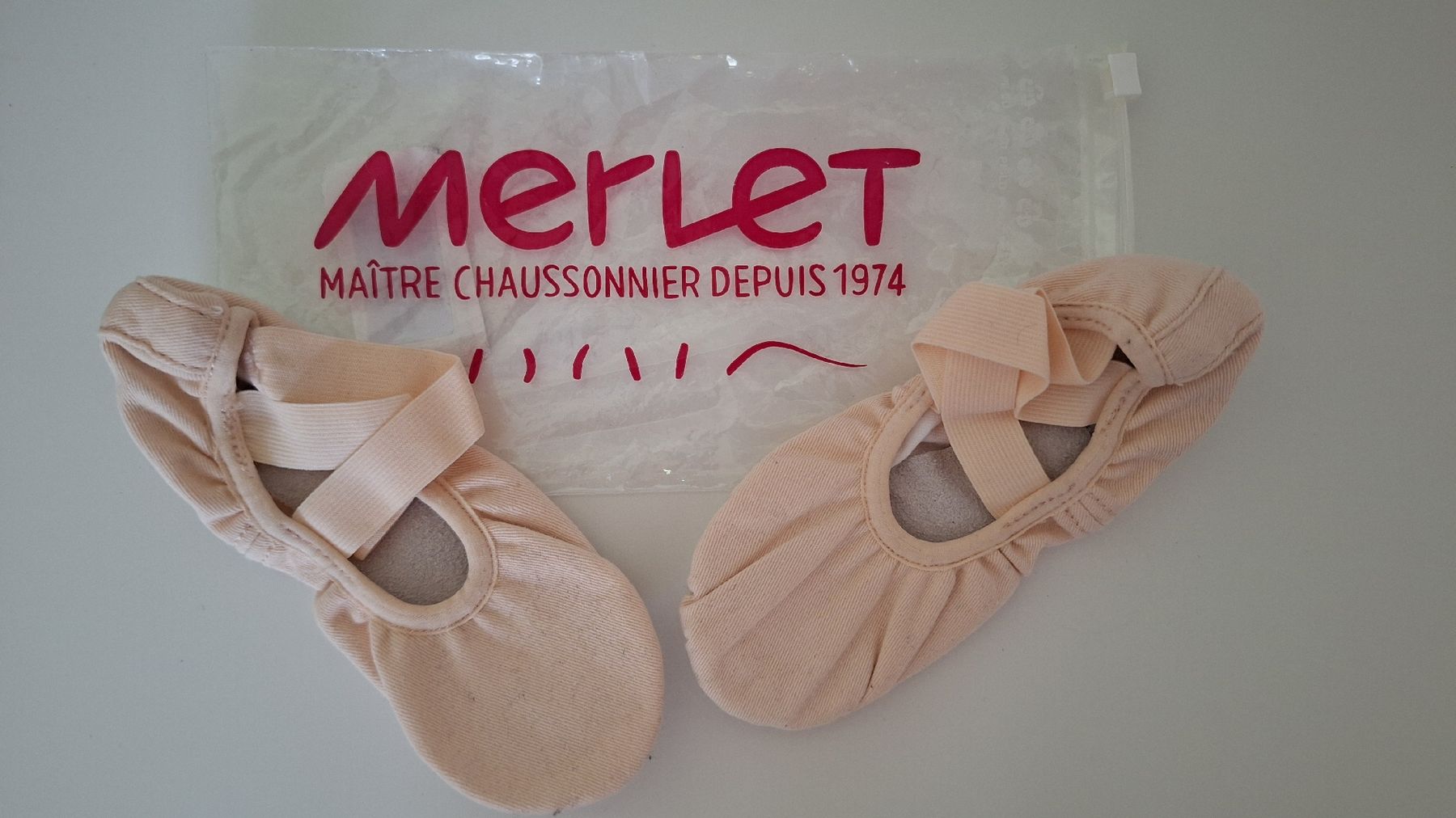 Scarpe per ragazze: Merlet Ballettschläppchen Sydney rosa Grösse 29 – Usato da Brig venduto da snowball92
