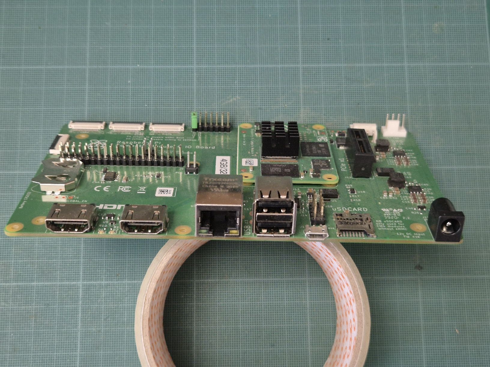 Raspberry Pi PCs: Raspberry Pi Compute Module 4 4/32 + IO Board + PSU 3000mA – Gebraucht aus Le Noirmont von le_nico 2