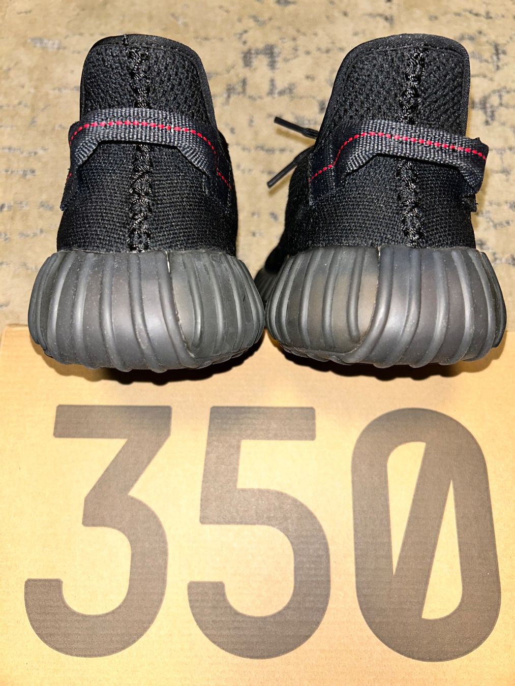 Scarpe da uomo: Yeezy Boost 350 V2 Black – Usato da Zürich venduto da DekOandCo 3