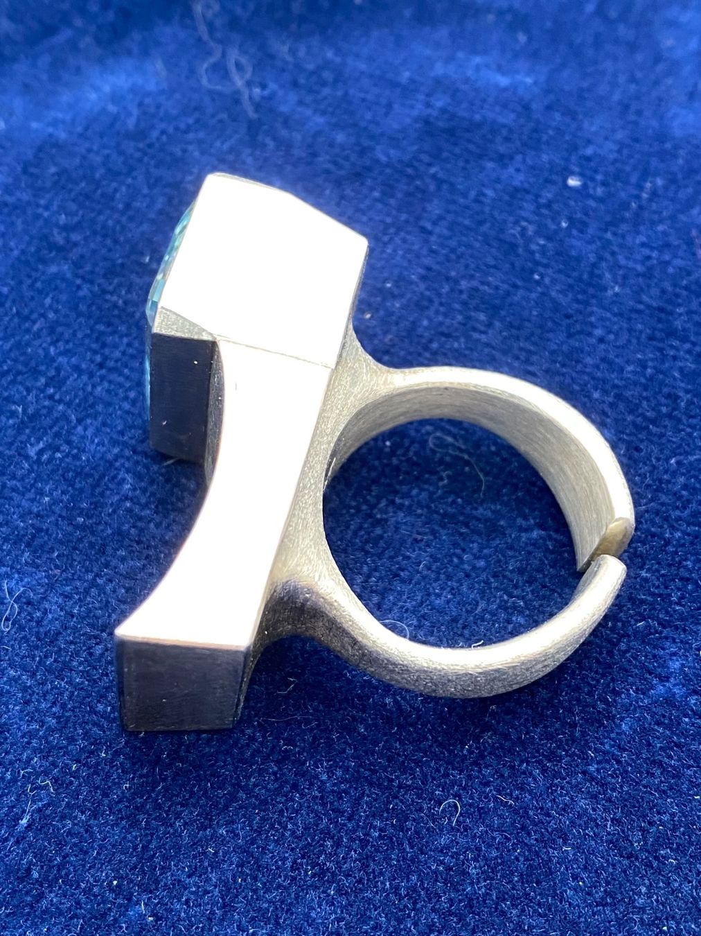 Anelli: Extravaganter Ring / UNIKAT – Usato da Wettingen venduto da taloo 3