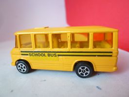 Schoolbus Mercedes - alt von Corgi Junior - made in GB