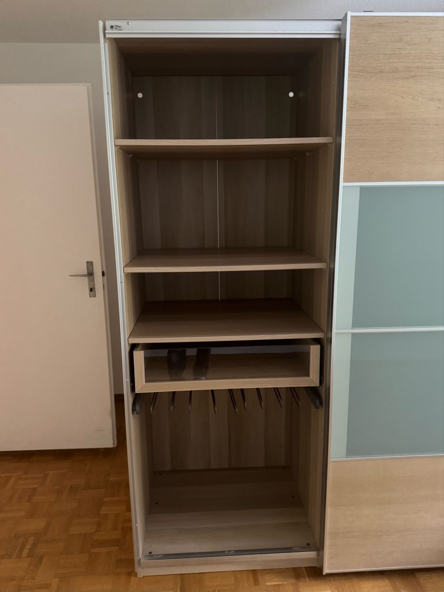 Armadi: Kleiderschrank – Usato da Schlieren venduto da Freundlich02 3