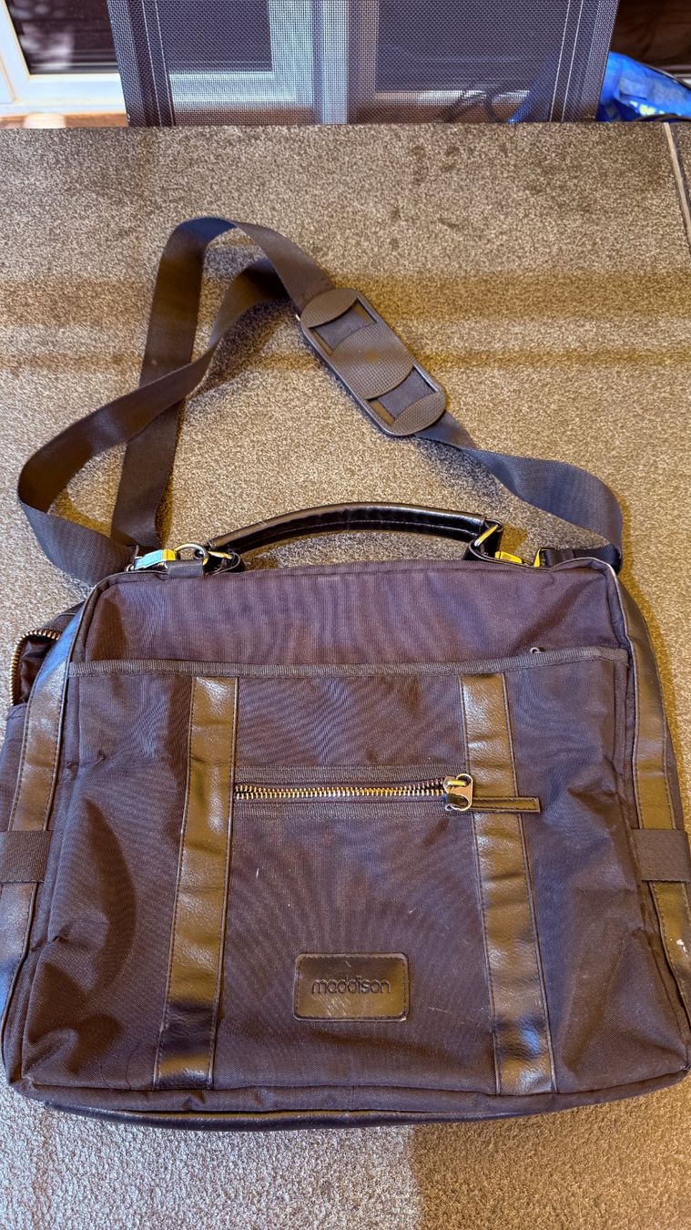 Sacs: Laptoptasche – D'occasion à Gümligen par caesar07