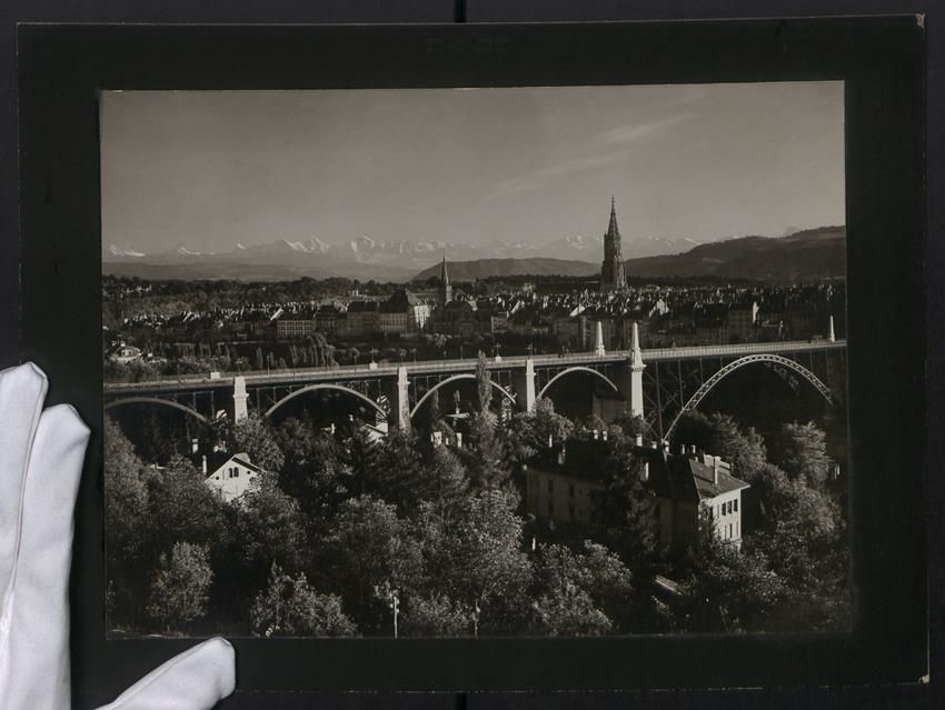 Fotografie &  Plakate: Fotografie Bern, Stadt-Panorama mit Br – Gebraucht aus Berlin von bartko-reher