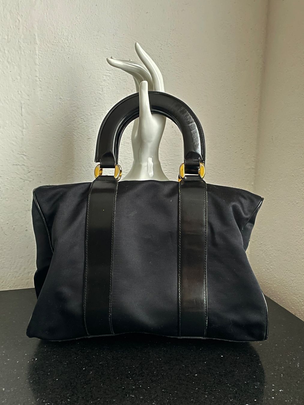Moschino Borse da donna: Moschino Redwall seltene Tasche 90er – Usato da Neuhausen am Rheinfall venduto da noelle0810 1