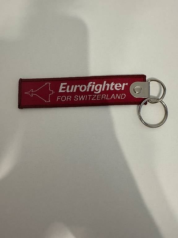 Schlüsselanhänger & - bänder: Schlüsselanhänger mit der Beschriftung REMOVE BEFORE FLIGHT – Gebraucht aus Bülach von Antonio97