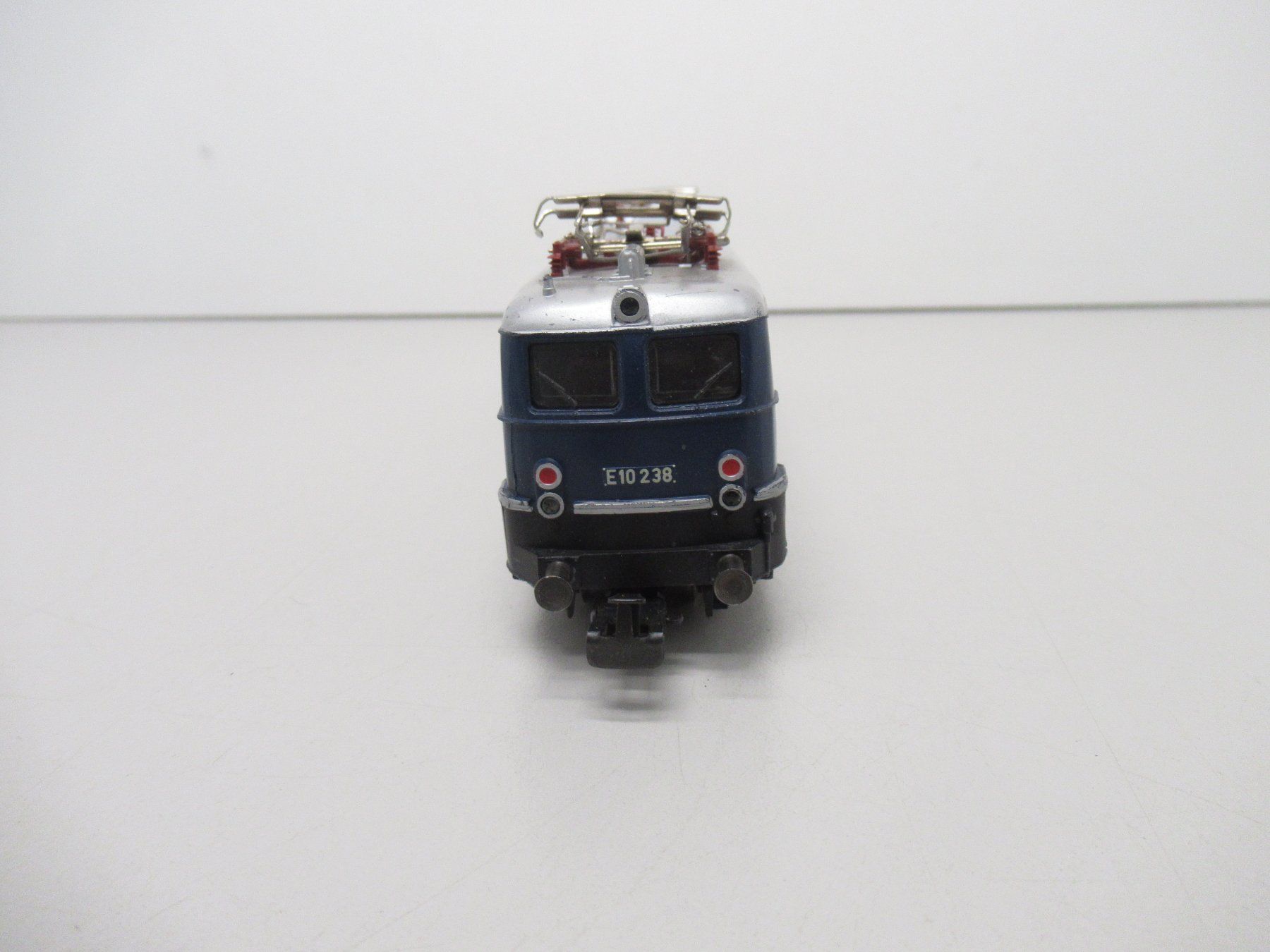 Märklin Modelleisenbahnen: Märklin 3039 E-Lok BR E10 Deutsche Bahn Digital RailCom AC – Gebraucht aus Basel von mhmarken 4