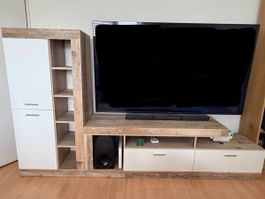 Wohnwand / TV-Wohnlandschaft in Holzoptik & Weiß