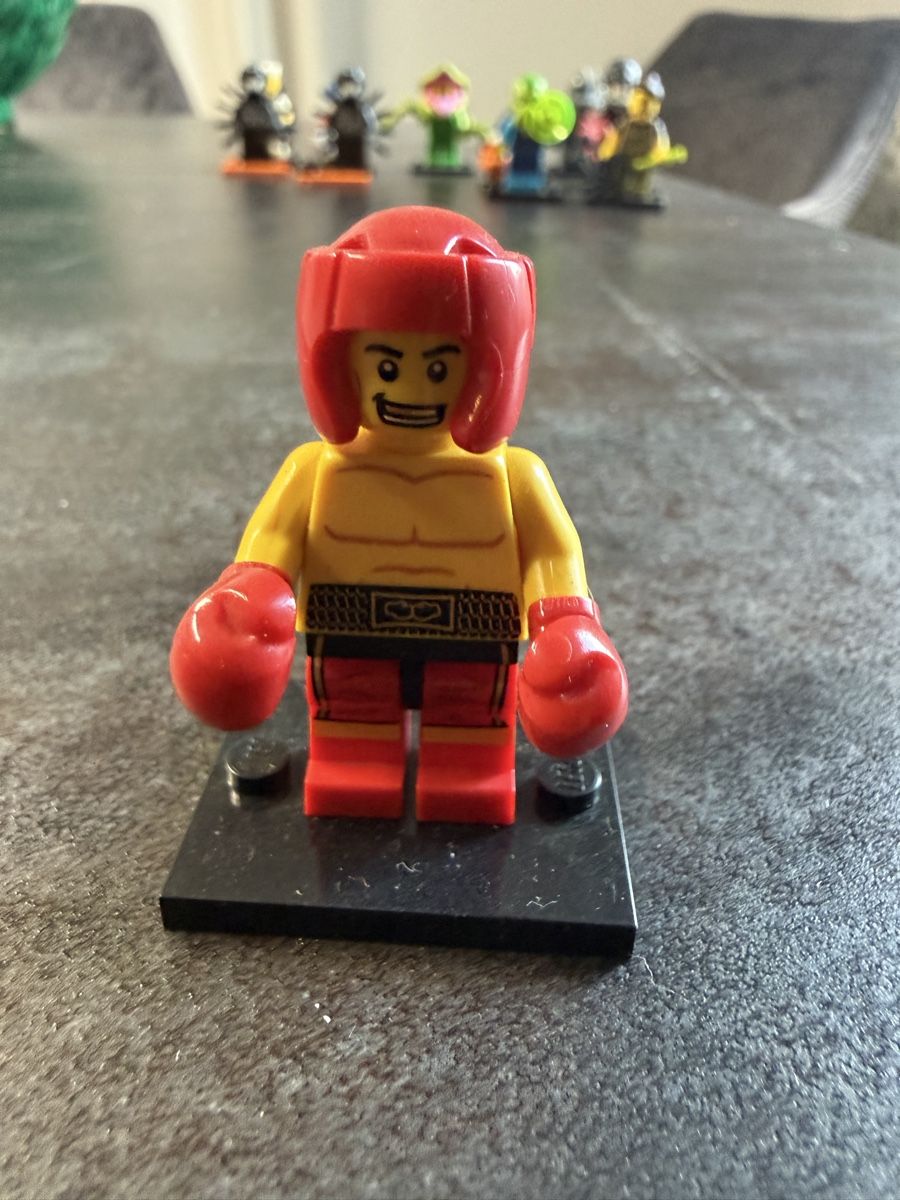 Lego Statuette: Lego Boxer Minifigures Serie 5 – Nuovo (secondo la descrizione) da Wettingen venduto da NickInc