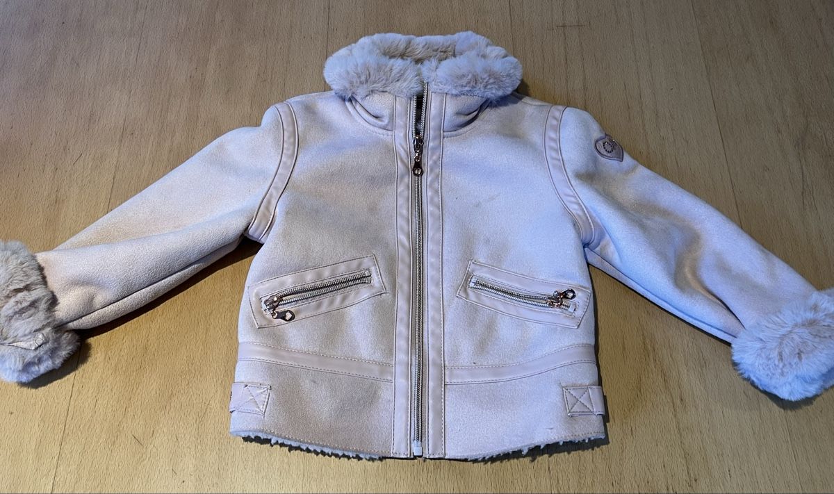 Lotti & Set di vestiti: Festliche Kleiderpaket Mädchen gr. 104/110 – Usato da S. Carlo GR venduto da sassalb 4