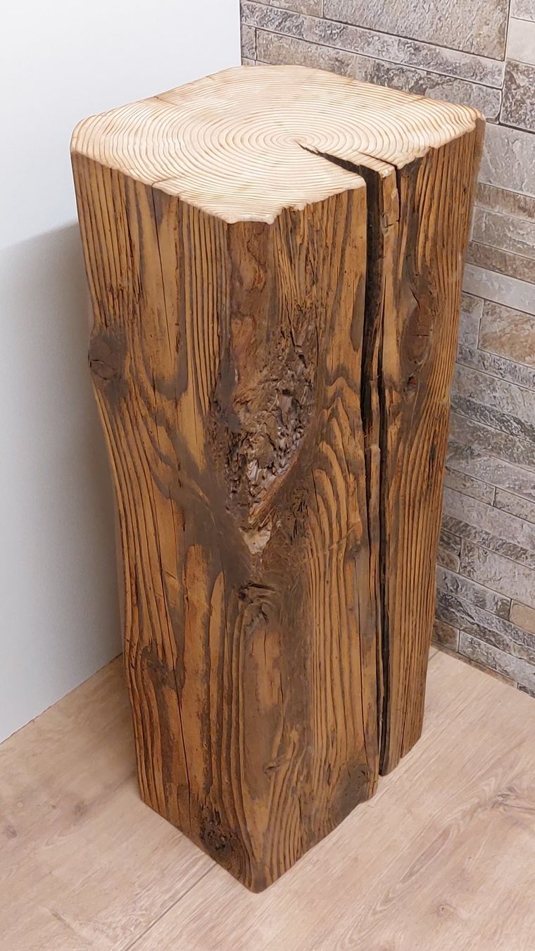 Tutte le decorazioni: Rustikale, massive und wunderschöne Altholzsäule / Dekosäule – Nuovo e nell'imballaggio originale da Egnach venduto da Oldwoodstyle