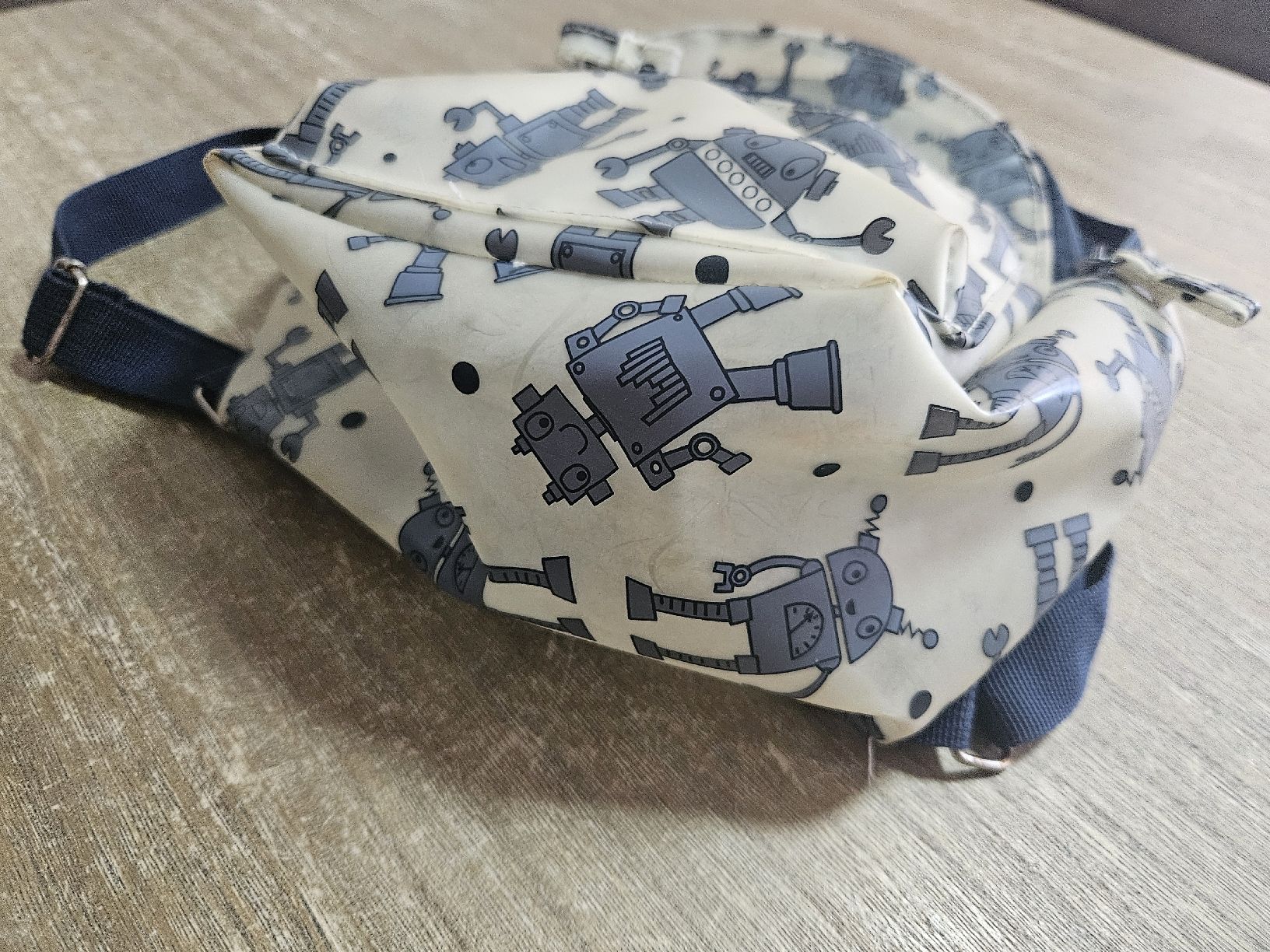 Zaini: Kinderrucksack mit Roboter Muster – Usato da Horw venduto da Zedy01 2