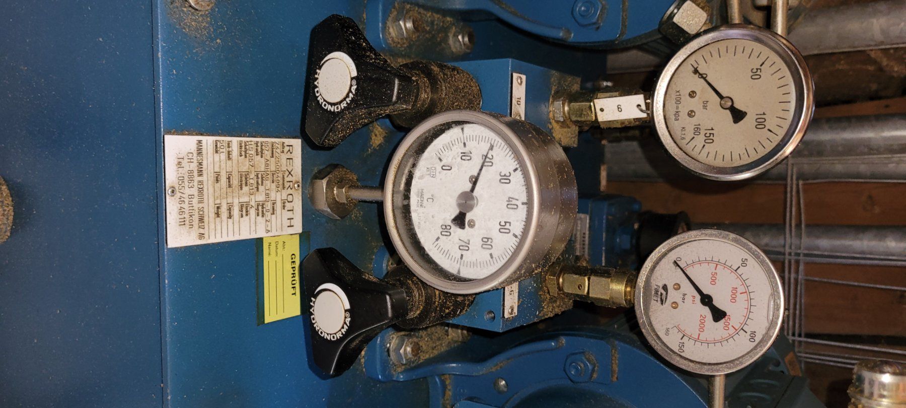 Alle Maschinen: Groupe électrohydraulique, Hydraulikaggregat – Defekt aus Les posses sur bex von timeeforgeron 6