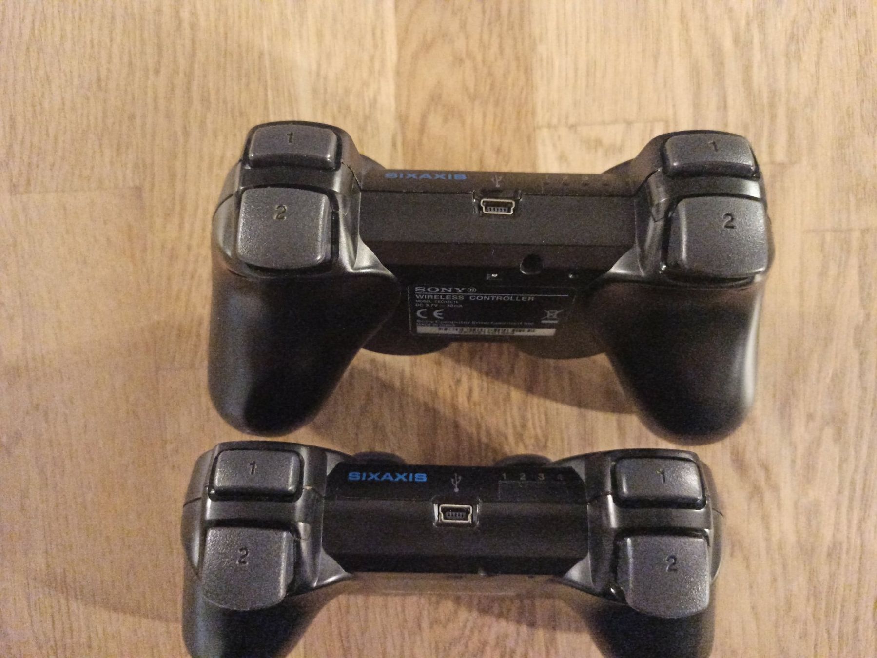 Controller: 2x Original Sony Controller PS3 Set – Gebraucht aus Oberweningen von mar_87mx 4