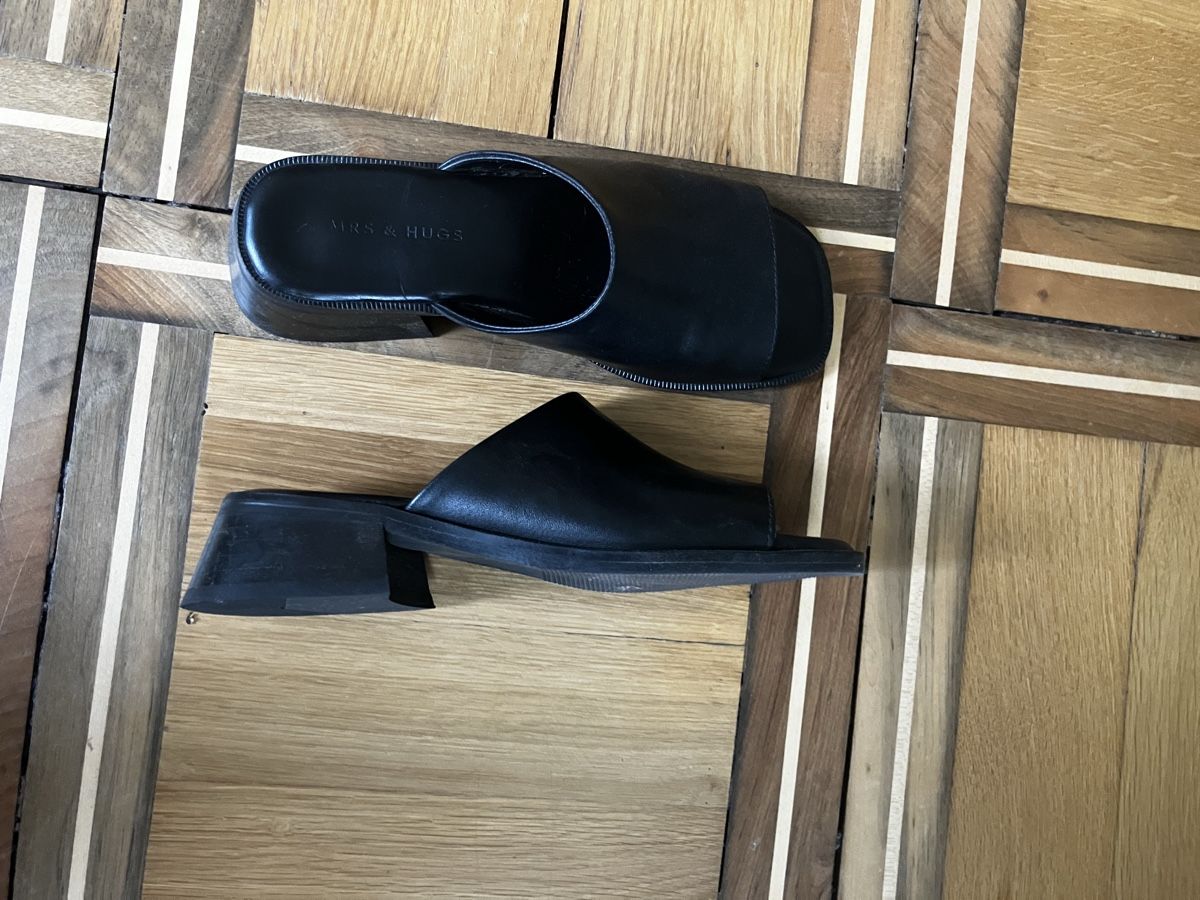 Scarpe da donna: Sandalen / Mules von MRS & HUGS – Nuovo (secondo la descrizione) da Zürich venduto da annalaila