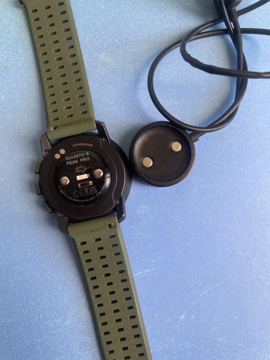 Suunto Smartwatch: Orologio Suunto 9 Peak Pro verde – Usato da bern venduto da blu00 2