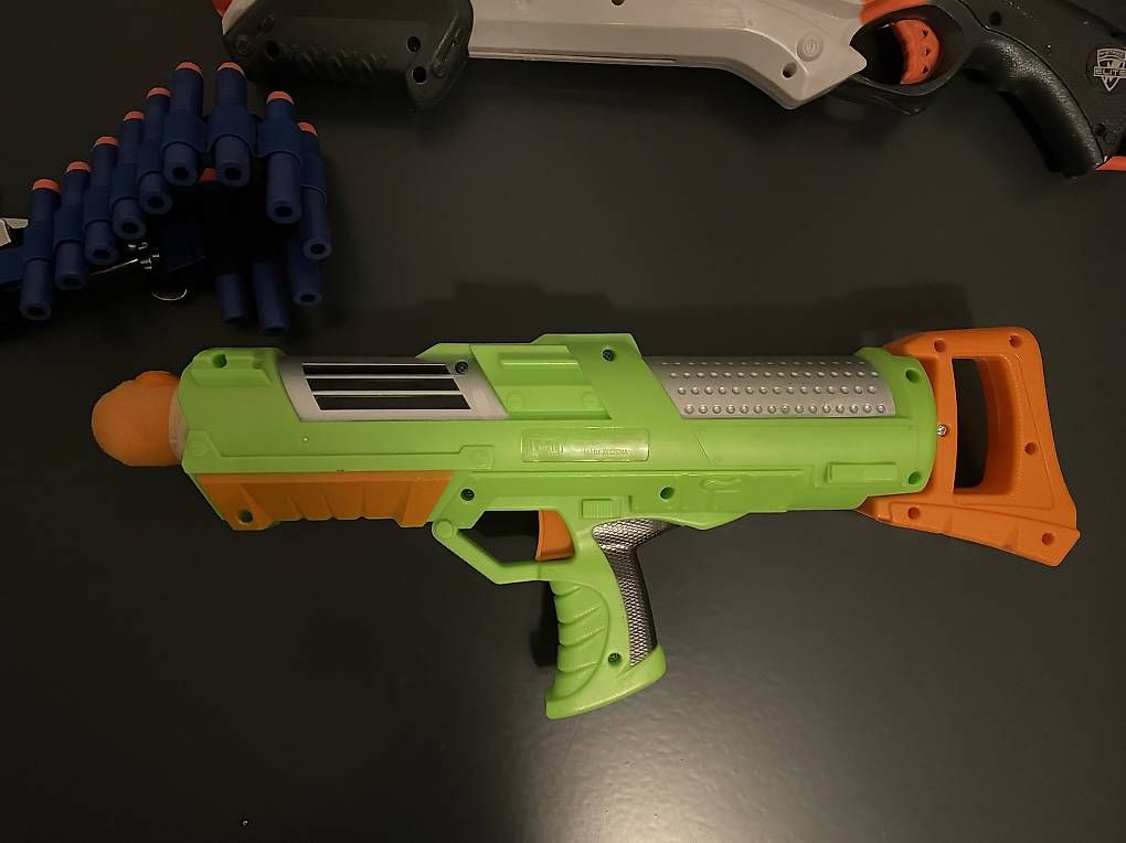 Nerf Jouets: Nerf – D'occasion à Basel par p.m.b. 4