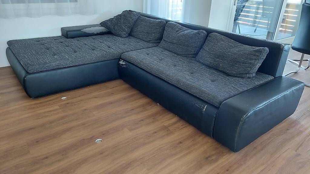 Divani: Ecksofa / Schlafsofa mit Stauraum gratis abzuholen – Usato da Edlibach venduto da mirjam_89