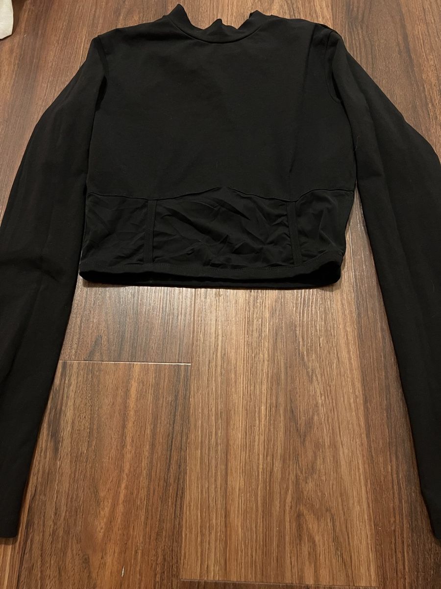 Top: NAKD Langarmshirt schwarz Gr S neu – Nuovo (secondo la descrizione) da Luzern venduto da Pooolarwurm