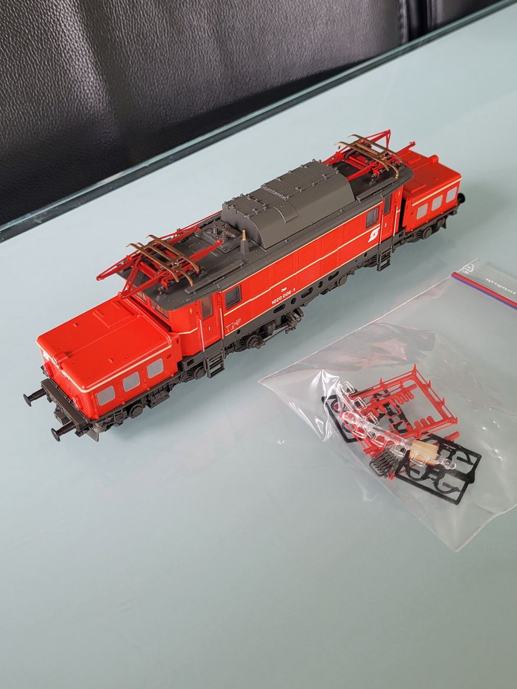Roco Trains électriques: H0  ROCO  ÖBB  1020 006-1 – D'occasion à Oberburg par sensetal 8