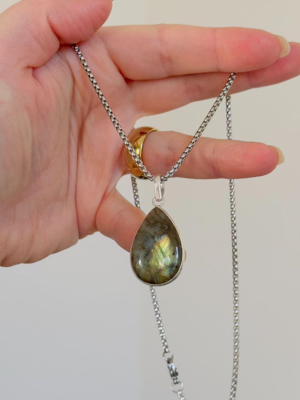 Catenine: Fashionable labradorite necklace – Nuovo e nell'imballaggio originale da Genève venduto da AGBERG 6