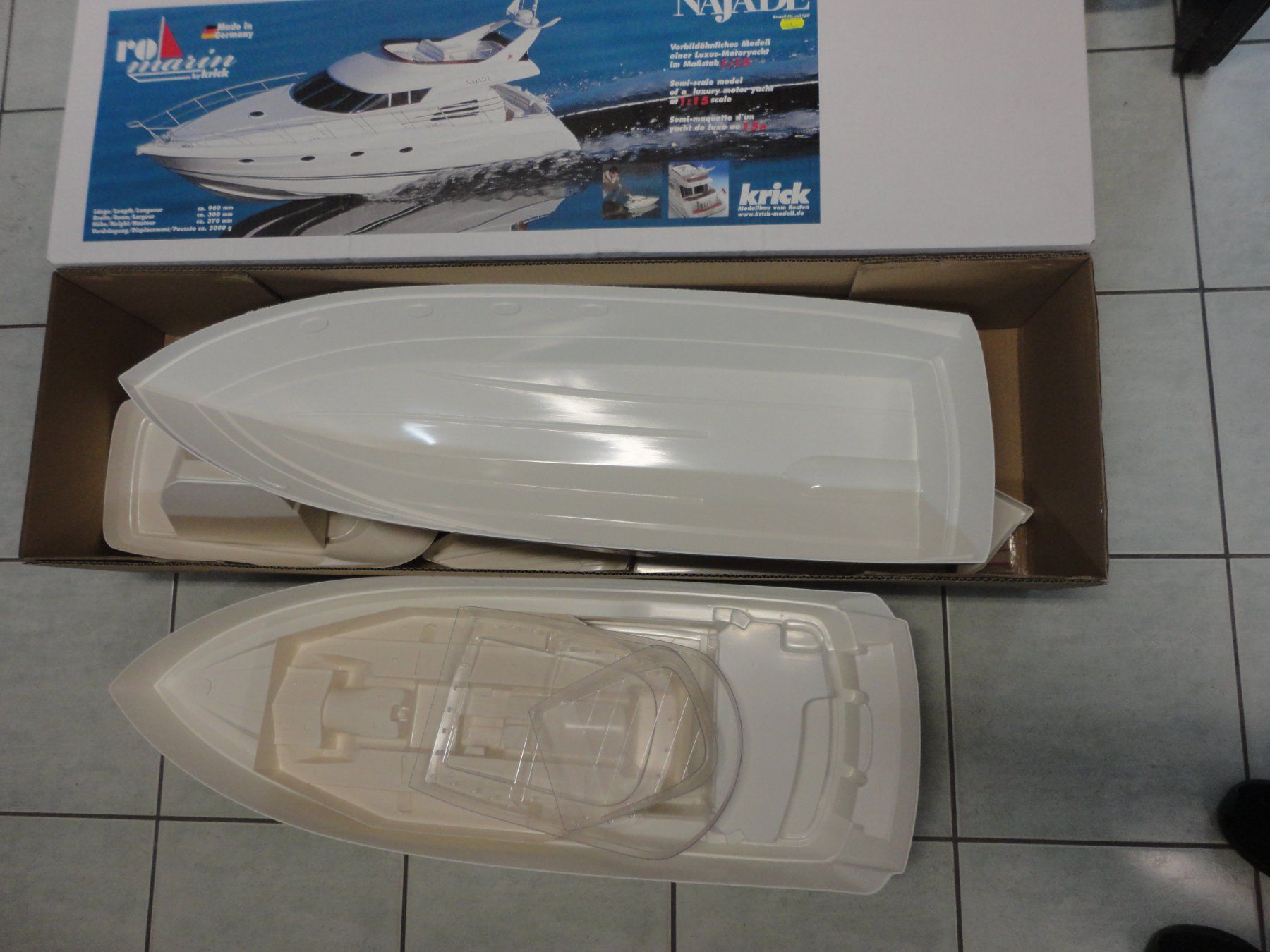 Robbe Modellismo RC: Najade Jacht, 96cm lang neu – Nuovo e nell'imballaggio originale da Horgen venduto da RcModell 3
