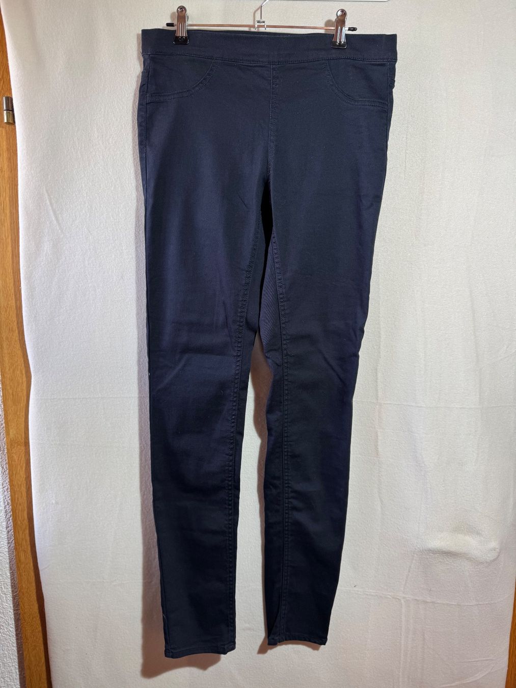 H&M Pantaloni: Hose von H&M Gr. 38 – Usato da Grosswangen venduto da second_hand_dress