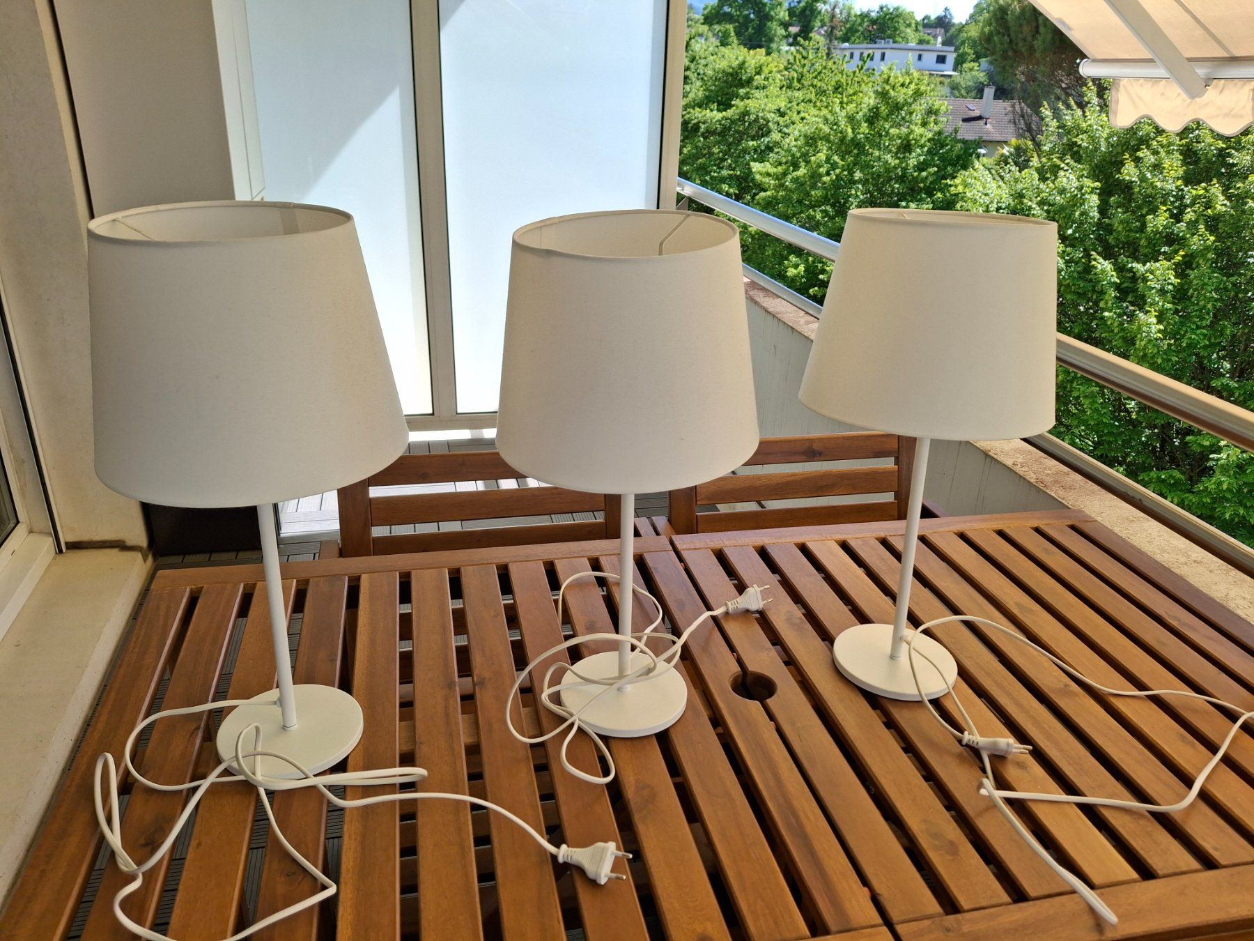 Ikea Lampes: 3 Lampes à poser IKEA – Design Minimaliste – D'occasion à Plan-les-Ouates par Loul_74
