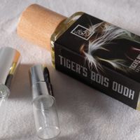 2ml ou 5ml - Dua Fragrances - Tiger's Bois Oudh (Decant)