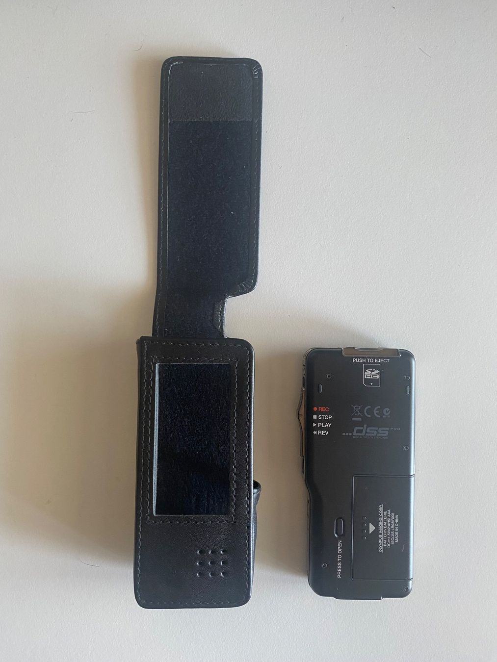 Olympus Registratori: Diktiergerät Olympus DS-5000 mit Tasche – Difettoso da Dozwil venduto da Bach_4 1