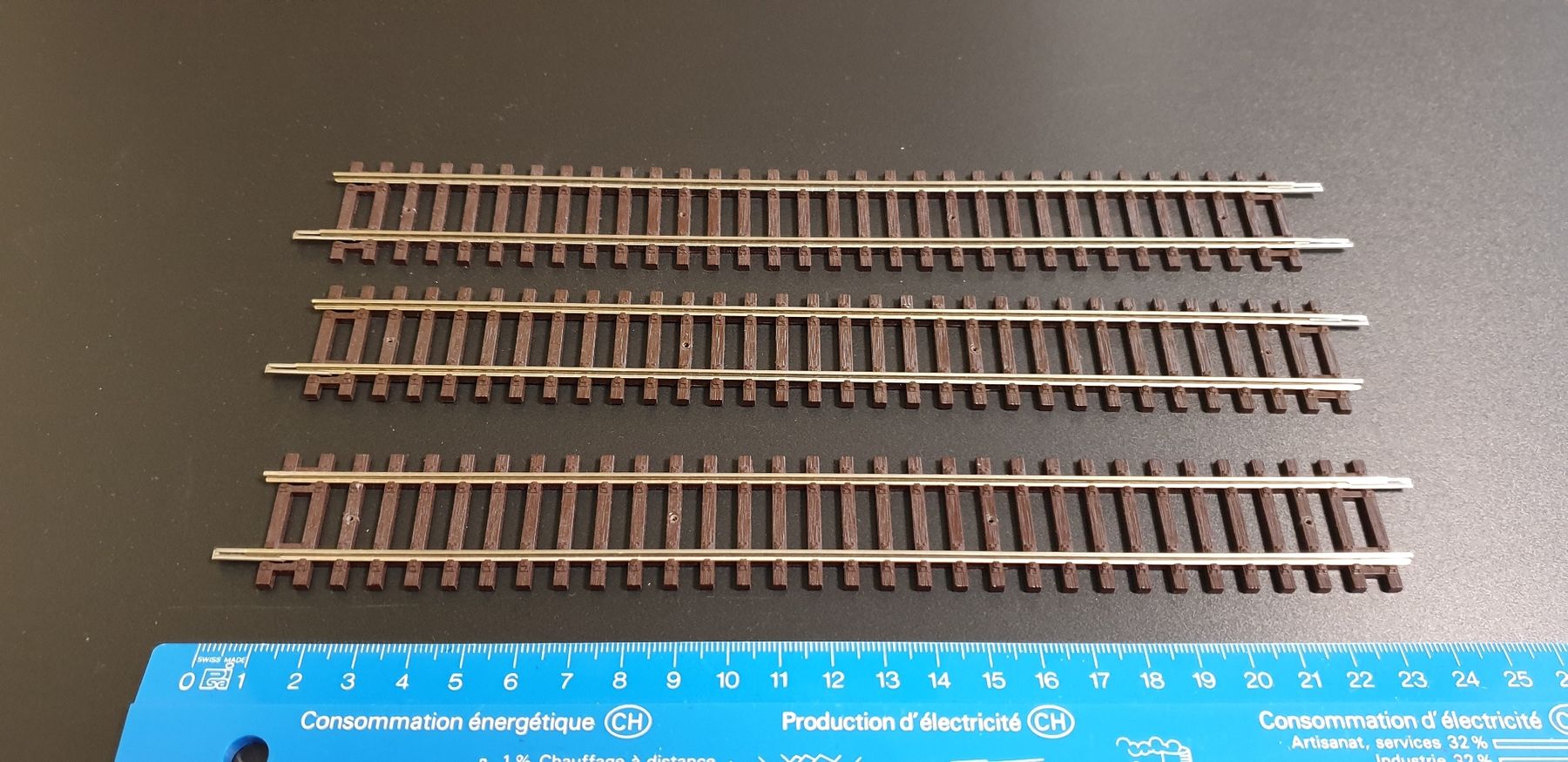 Roco Modellini di ferrovie: Roco Gleis G1 – Usato da St-Sulpice VD venduto da Miwix 1