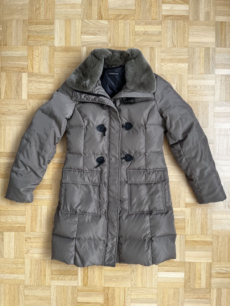 Cappellini Cappotti: Cappellini Daunenmantel Gr. 36 – Usato da Zürich venduto da Kleanthy 2