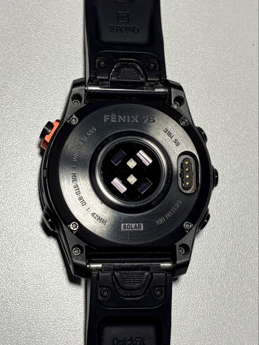 Garmin Smartwatch: Garmin Fenix 7S Solar 42 mm – Usato da Volketswil venduto da Whale 2