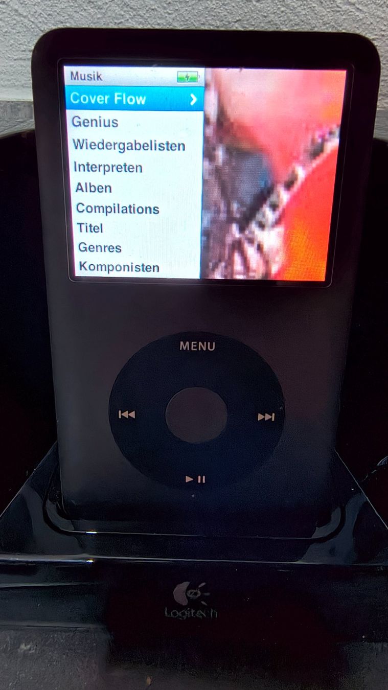 Apple Lecteur media portable: IPod Classic 120GB – D'occasion à Dietikon par Bobbyboa