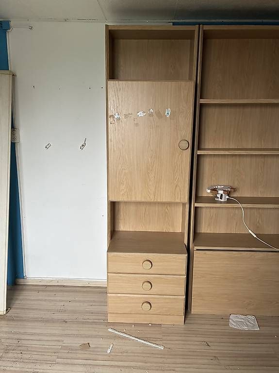 Scaffali: Schränke, Gestell, Büchergestell – Usato da Knutwil venduto da Momon 2