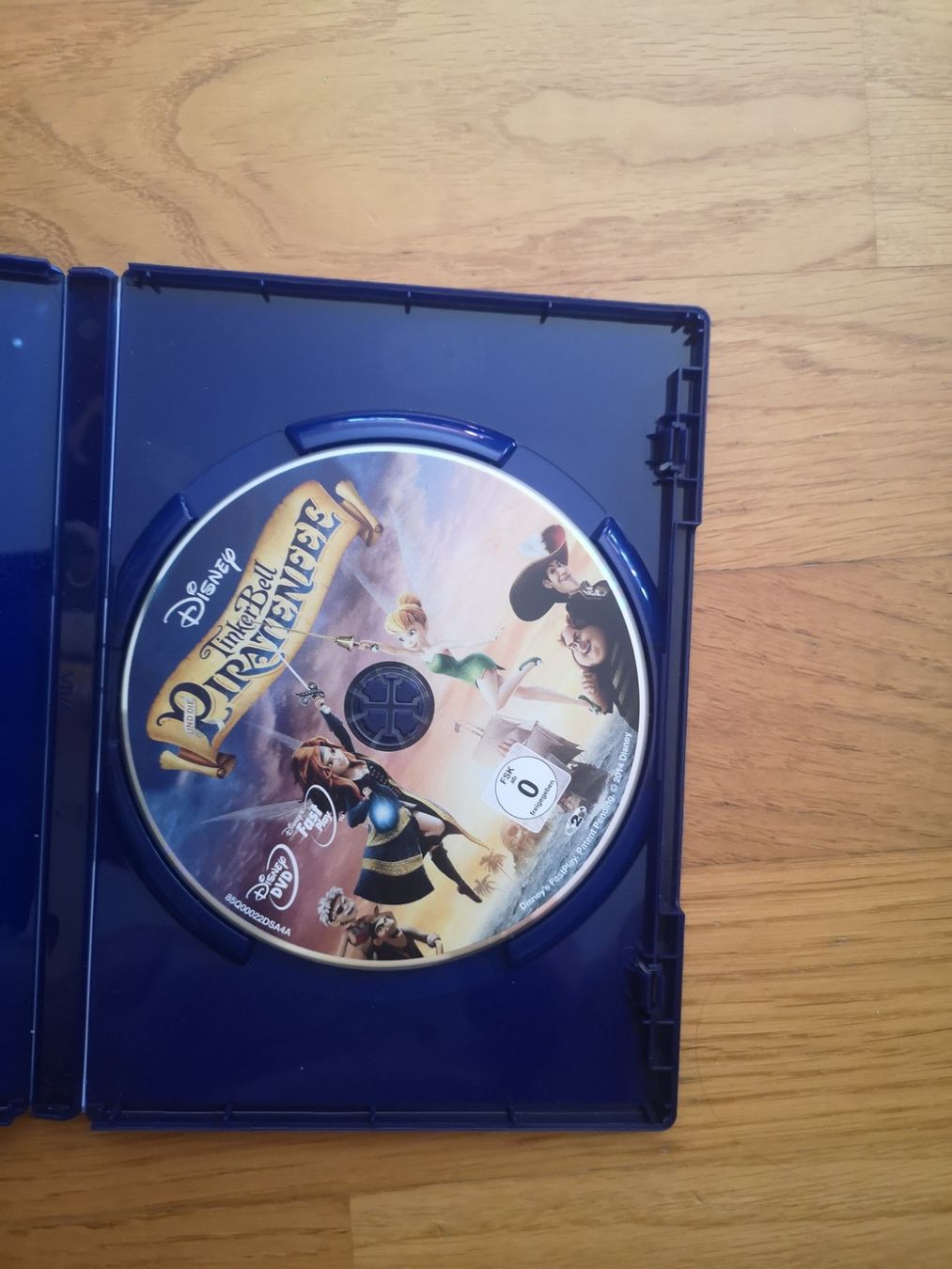Tous les DVDs: DVD Tinkerbell Piratenfee – D'occasion à Biel/Bienne par Milly13 2