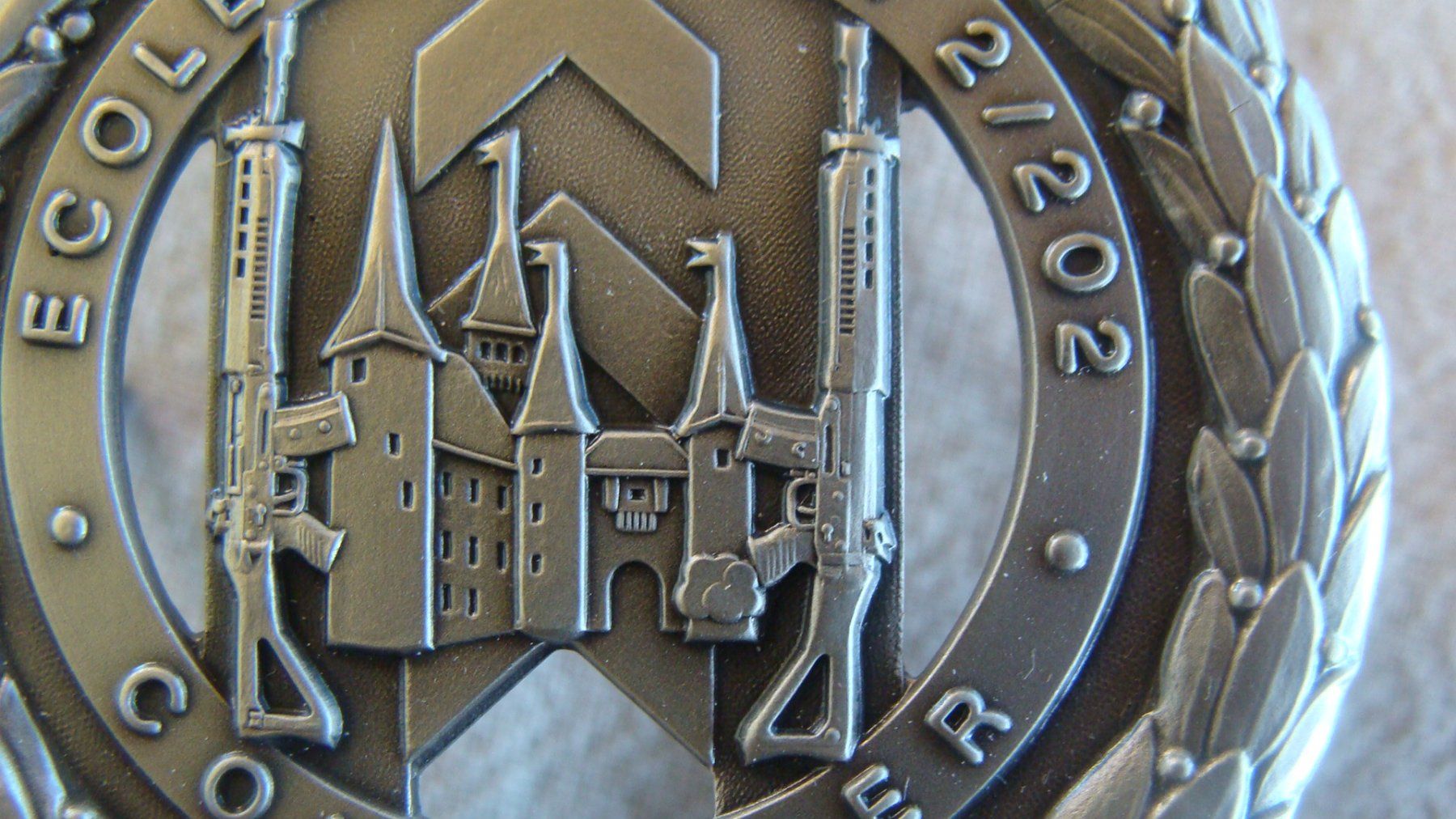 Plaketten & Abzeichen: 2 insignes Colombier  Différents ! – Gebraucht aus Cuarny von hen_g7hn 1