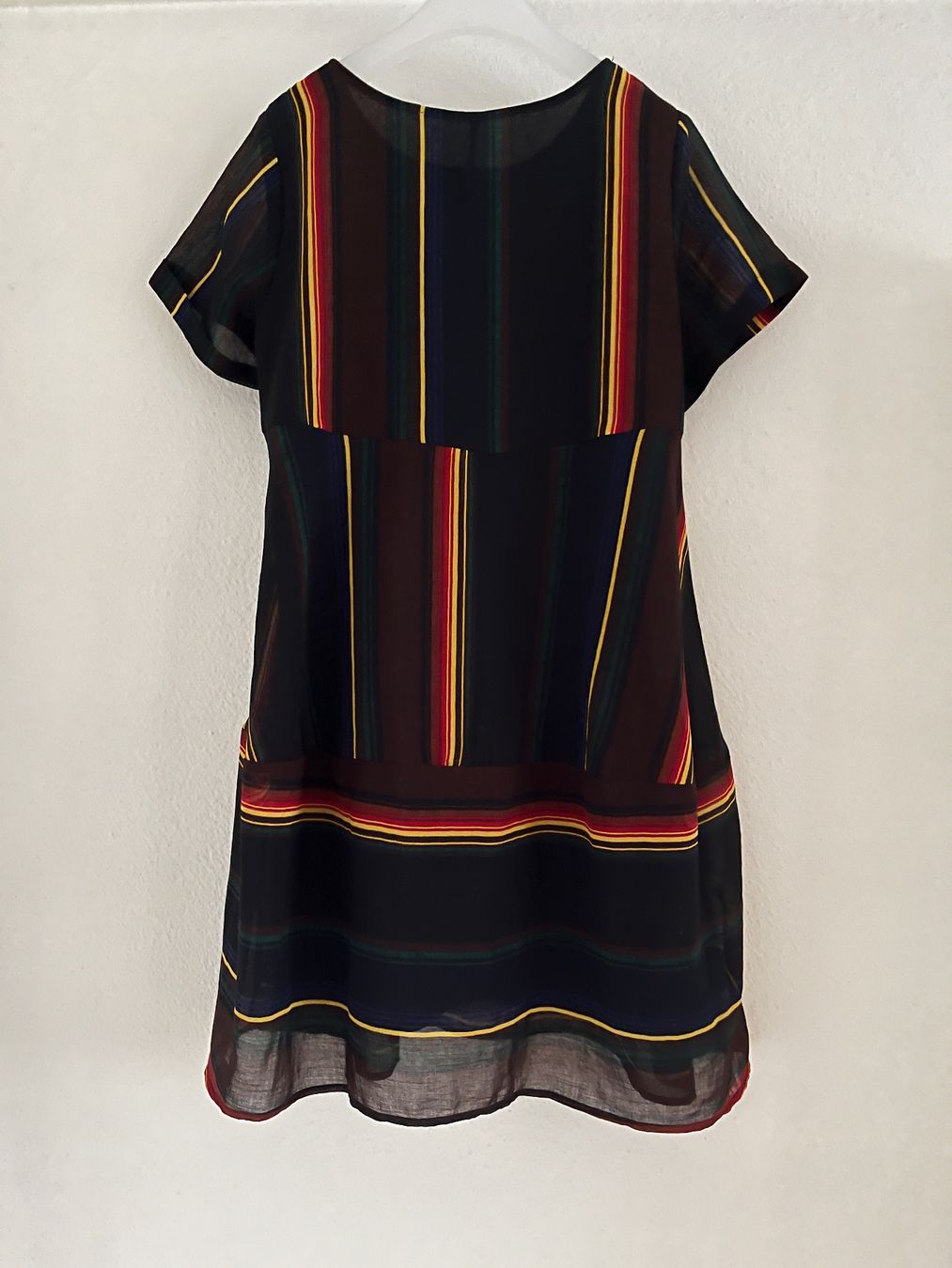 Vestiti: Damenkleid mit farbigen Streifen - Größe M – Usato da Kilchberg ZH venduto da Ch.C 1