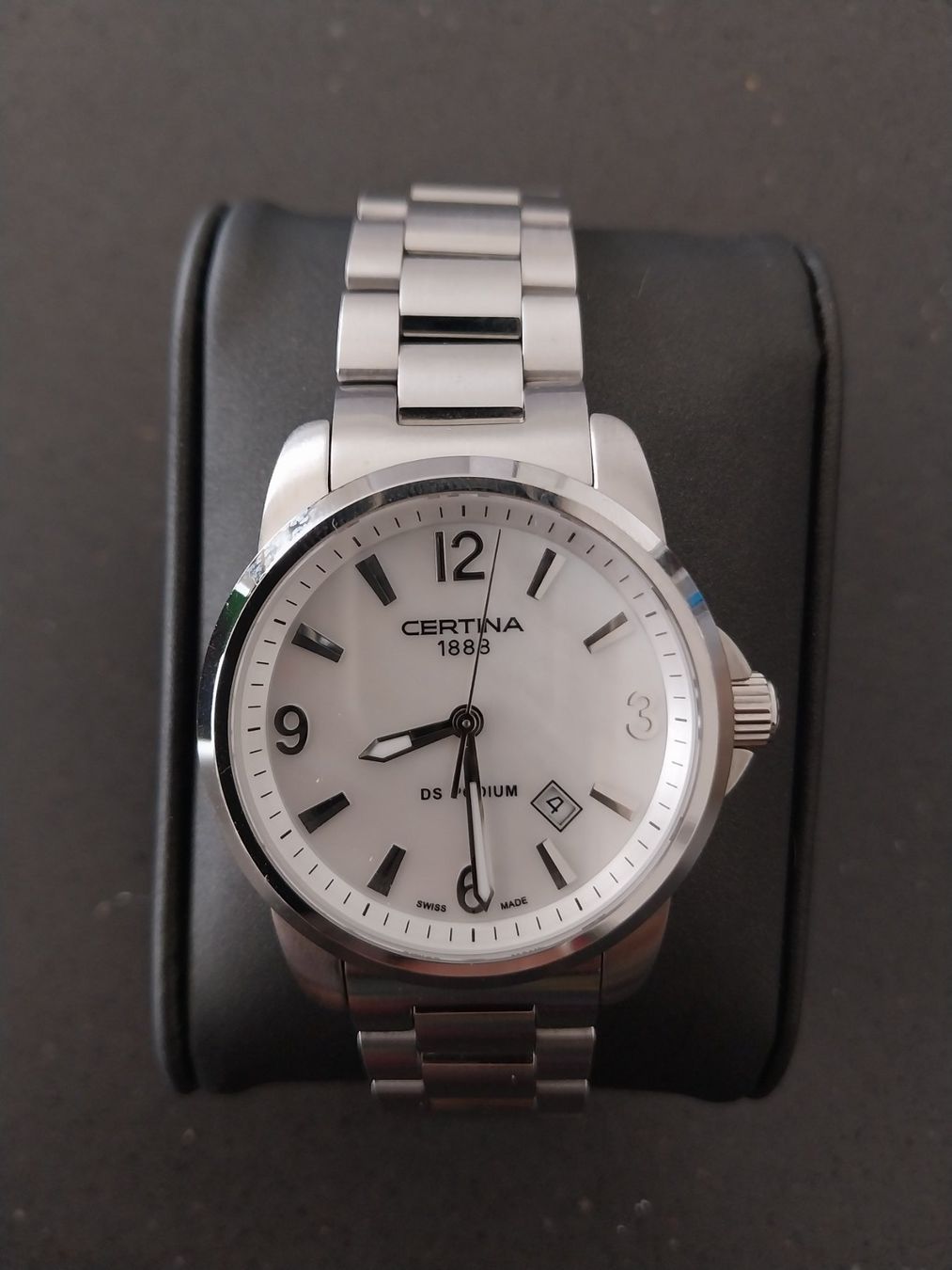 Libri: Montre Certina DS neuve – Nuovo e nell'imballaggio originale da Ependes FR venduto da vintage02