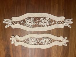 Handgemachte Deckchen, beige, Blumenmuster, 2 Stk,