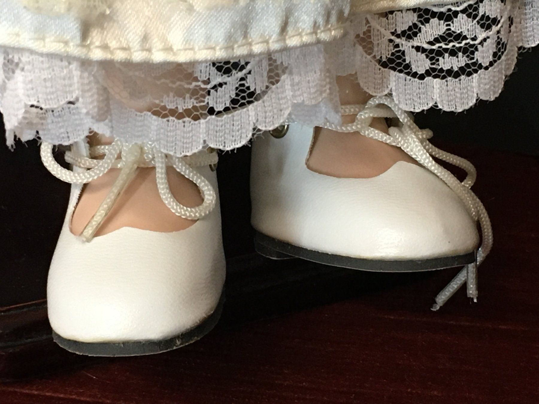 Bambole: Victoria "The Promenade Collection" – Usato da Schaffhausen venduto da sparzone 5