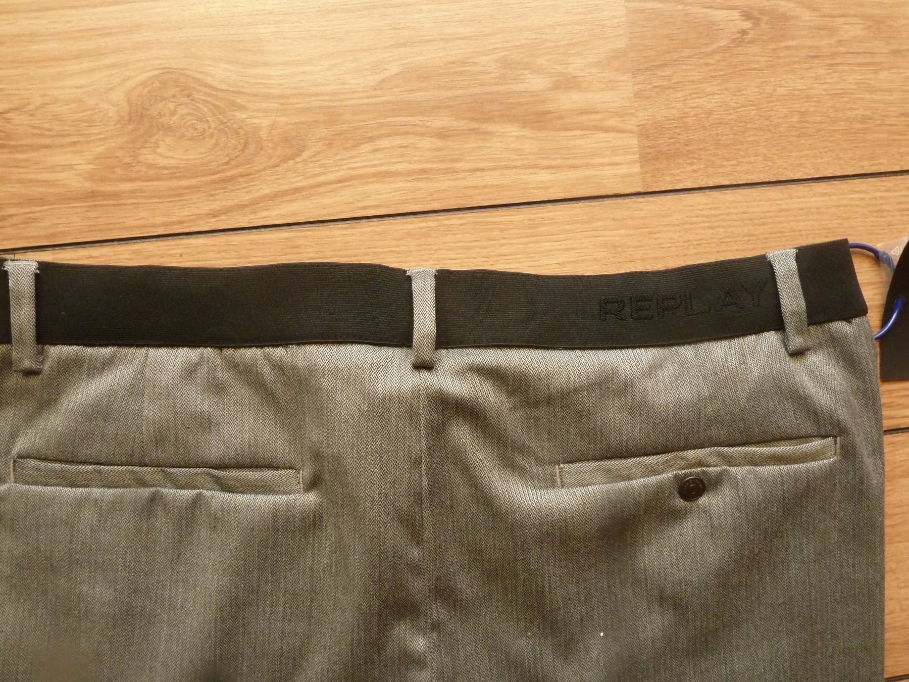 Replay Pantaloni: pantalon REPLAY – Nuovo e nell'imballaggio originale da Fontenais venduto da Vava68