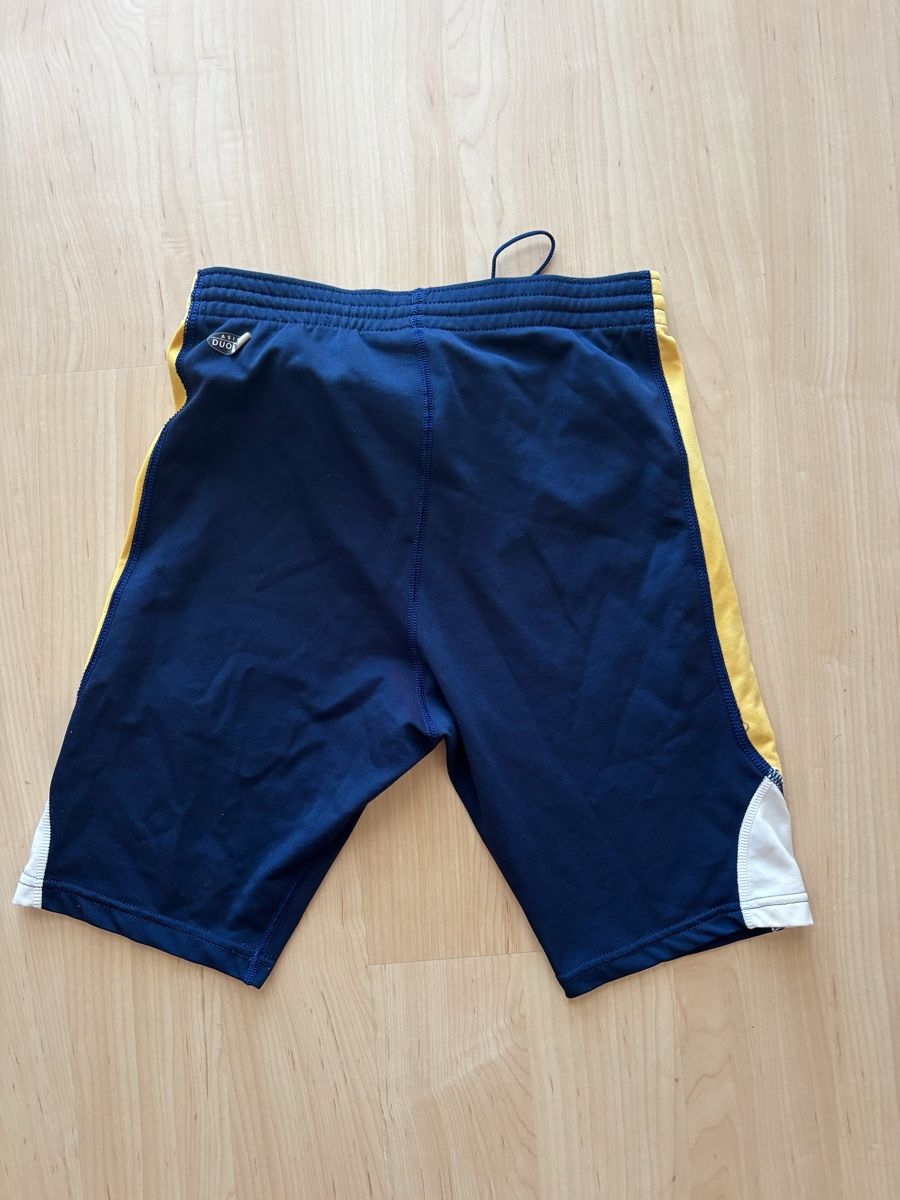 Asics Pantaloni: Short Asics S – Usato da Denens venduto da RomainSecondeMain 2
