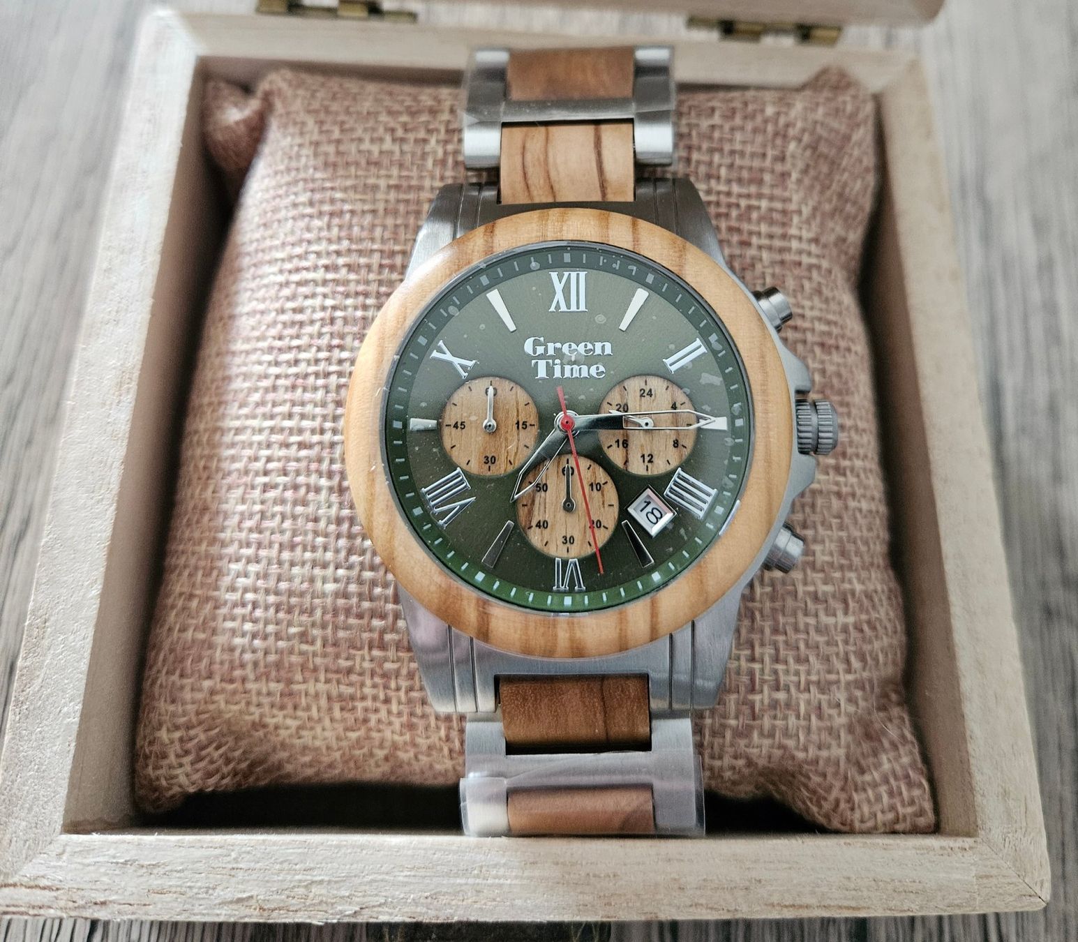 Uhren: GreenTime Chronograph Olivenholz – Neu und originalverpackt aus Künten von surrium